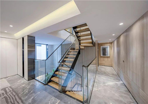 拆除混凝土樓梯的方法是什么？