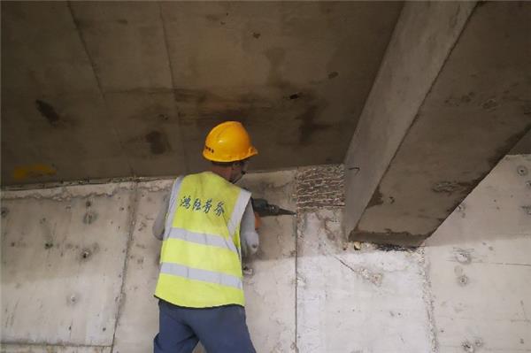 混凝土墻面剔鑿的作用是什么？