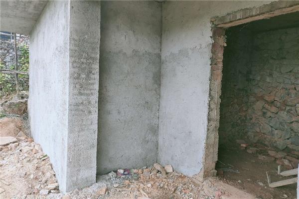 如何在墻上開門口？