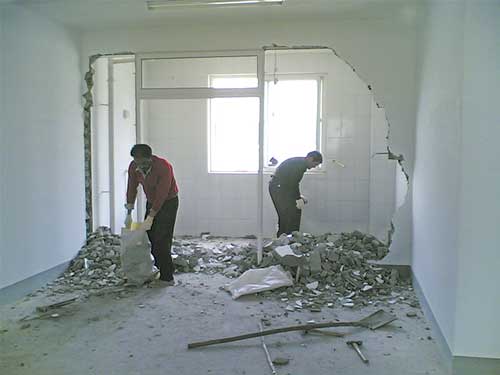 墻體改造拆除，人工拆墻的方法。