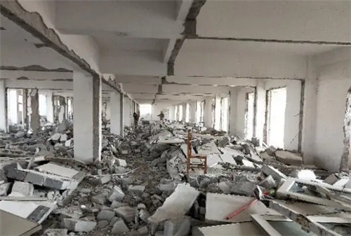 拆墻磚有一個最快的方法你知道嗎？