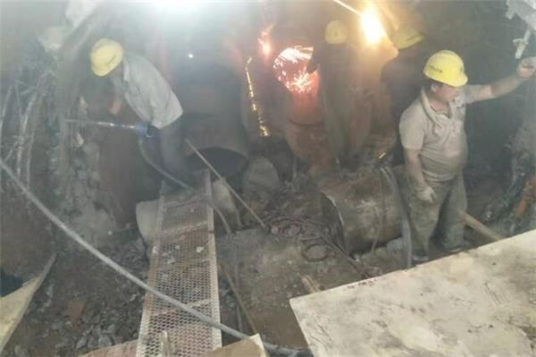 建筑工人一天300以上，月入過萬？為啥抽便宜的煙和喝便宜的酒？