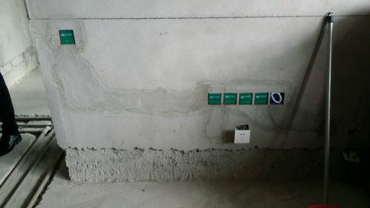 人工拆墻怎么做到快又省力 拆墻要注意什么