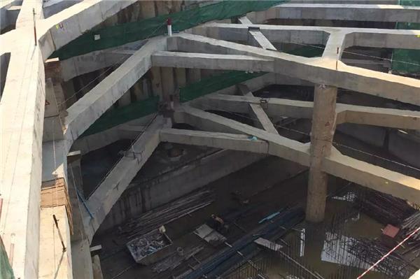 支撐梁切割工程