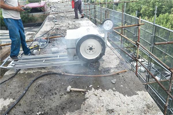 看看繩鋸切割拆除的優(yōu)點(diǎn)有哪些？