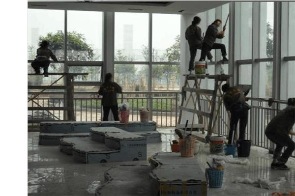 裝修拆除施工結束后，清潔歸拆除公司負責嗎?