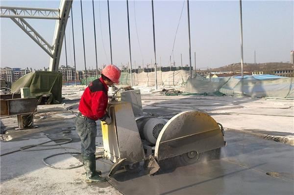 樓板拆除,頂板拆除,混凝土切割拆除，專業施工團隊,高效安全