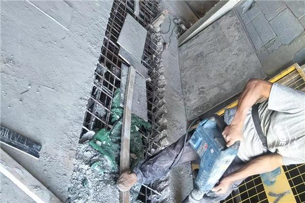 剔鑿后澆帶，創造完美施工工藝